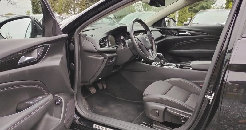 Opel Insignia cena 54999 przebieg: 163000, rok produkcji 2017 z Glinojeck małe 121
